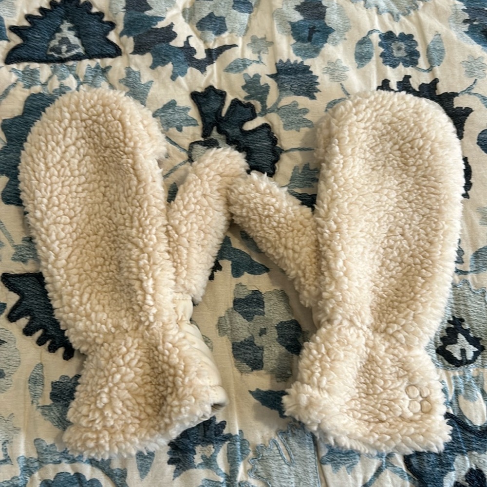 Sweaty Betty shearling mittens